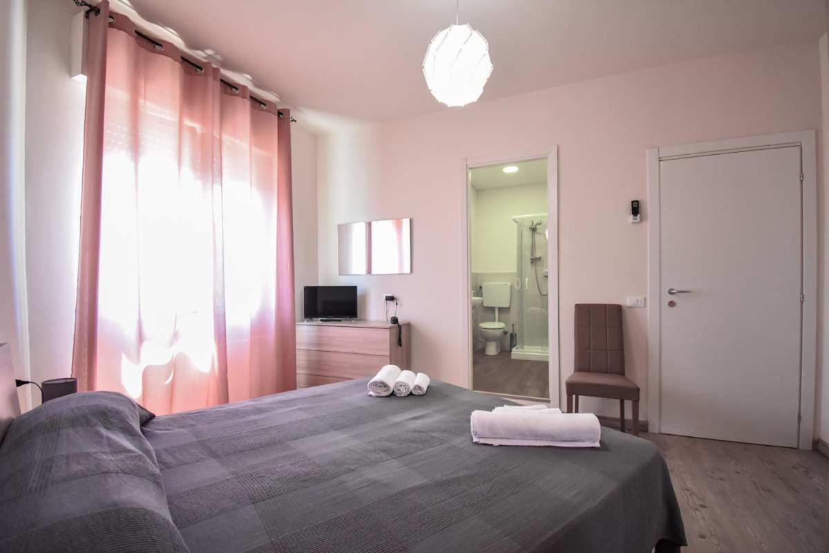 Hotel La Pineta Каррара Экстерьер фото