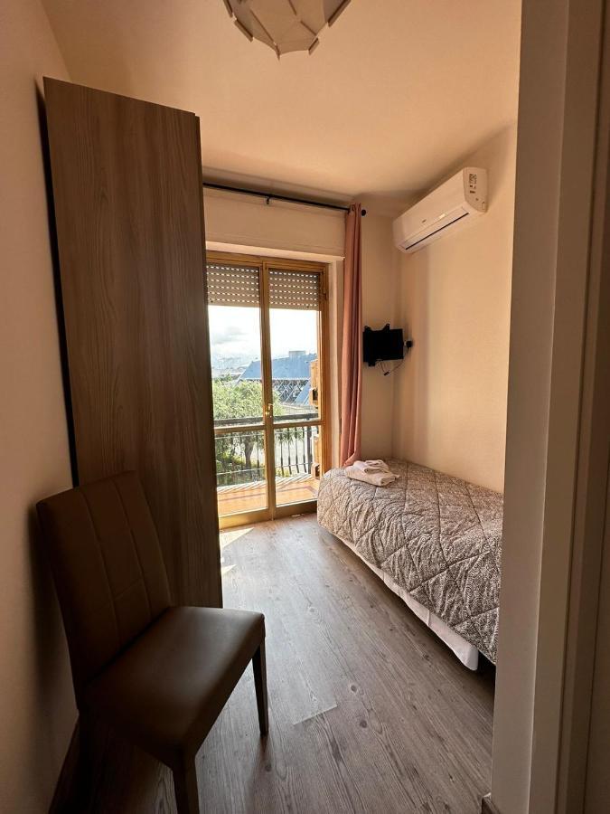 Hotel La Pineta Каррара Экстерьер фото