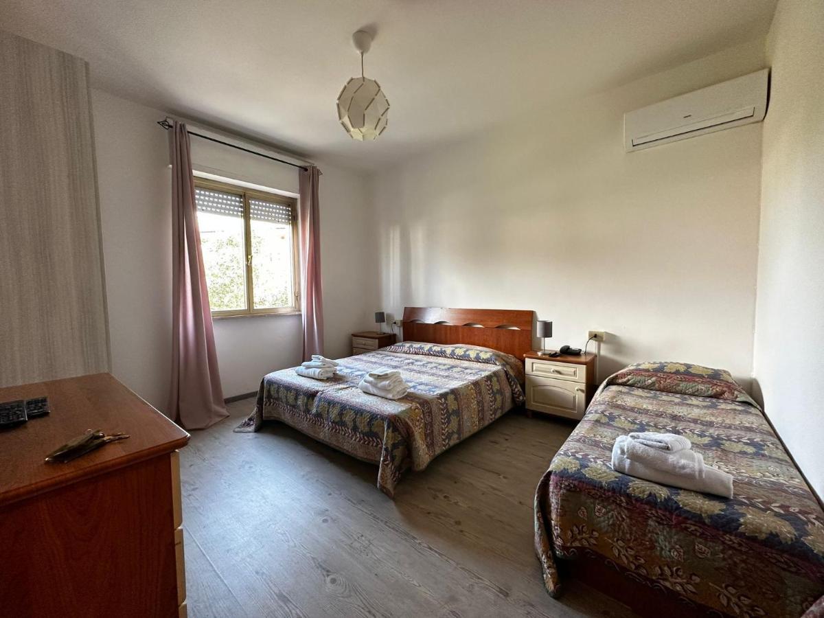 Hotel La Pineta Каррара Экстерьер фото